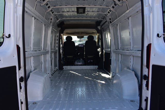 New 2026 RAM ProMaster 2500 w/ Premium Convenience Group FWD image 14