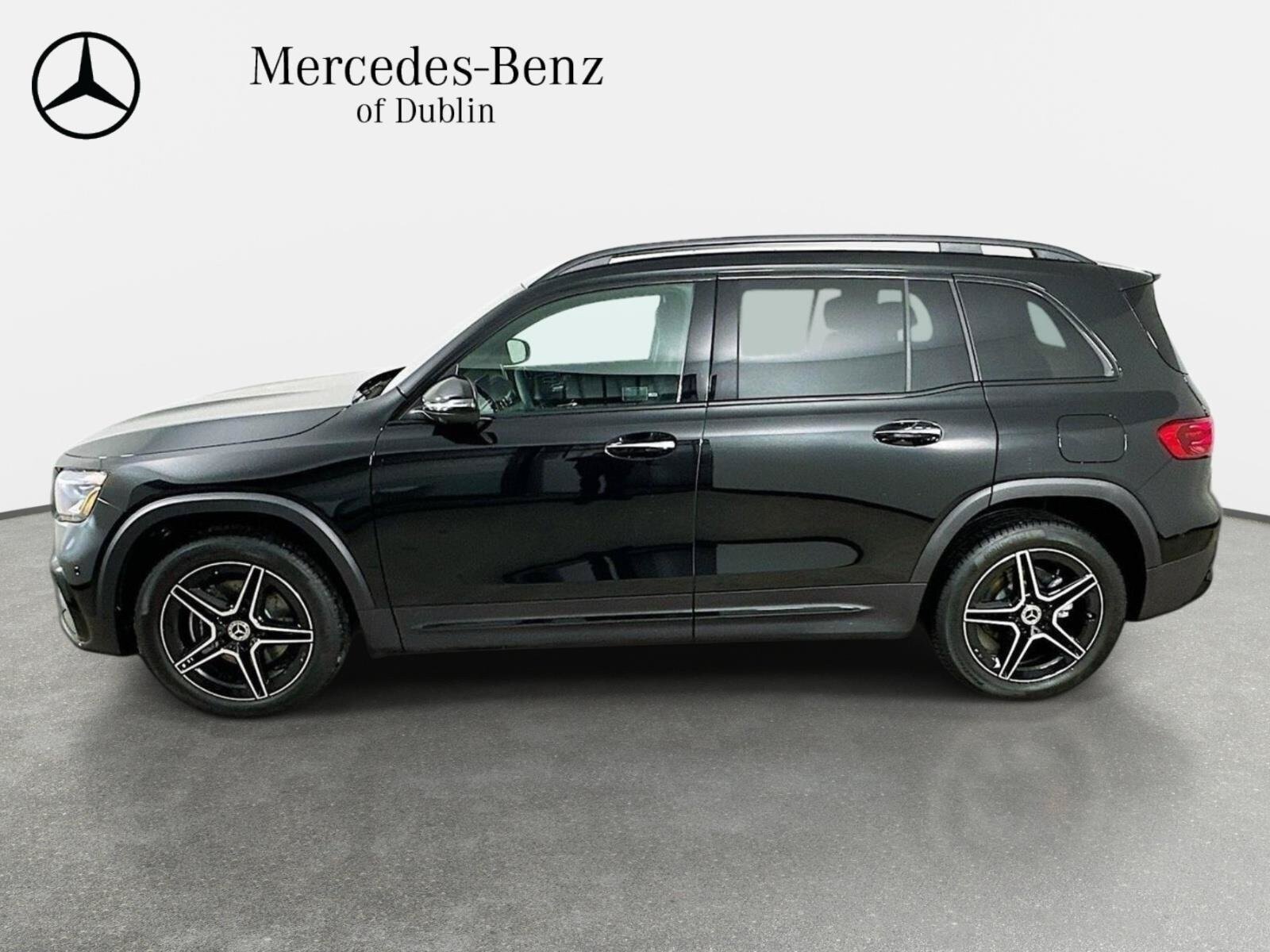 Used 2026 Mercedes-Benz GLB 250 4MATIC image 8