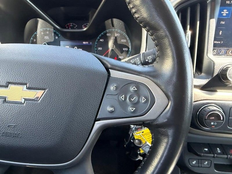 Used 2019 Chevrolet Colorado Z71 AWD/4WD image 11
