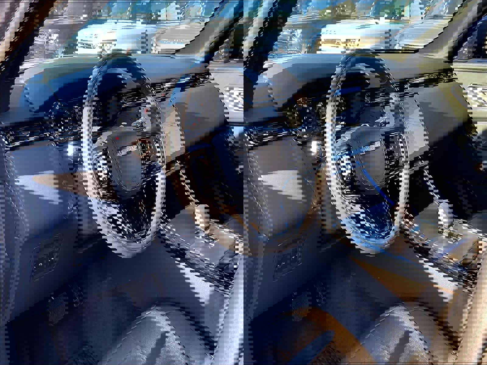 Used 2026 Land Rover Range Rover Velar S image 15