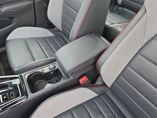 Used 2024 Volkswagen GTI Autobahn FWD image 25