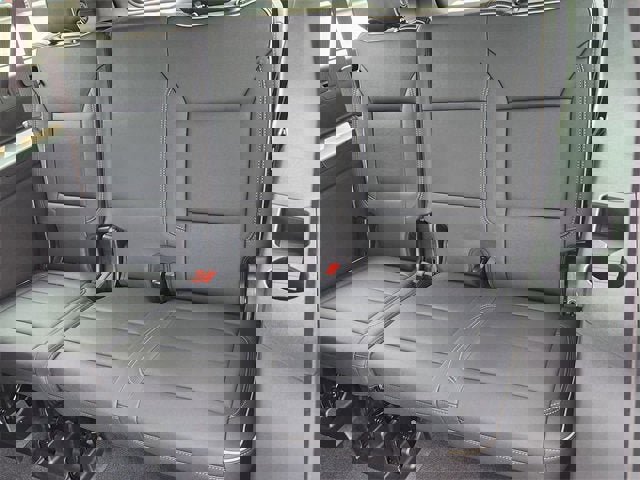 New 2025 Chevrolet Suburban Premier image 20