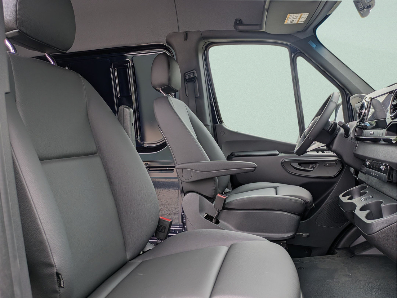 New 2026 Mercedes-Benz Sprinter 2500 image 6