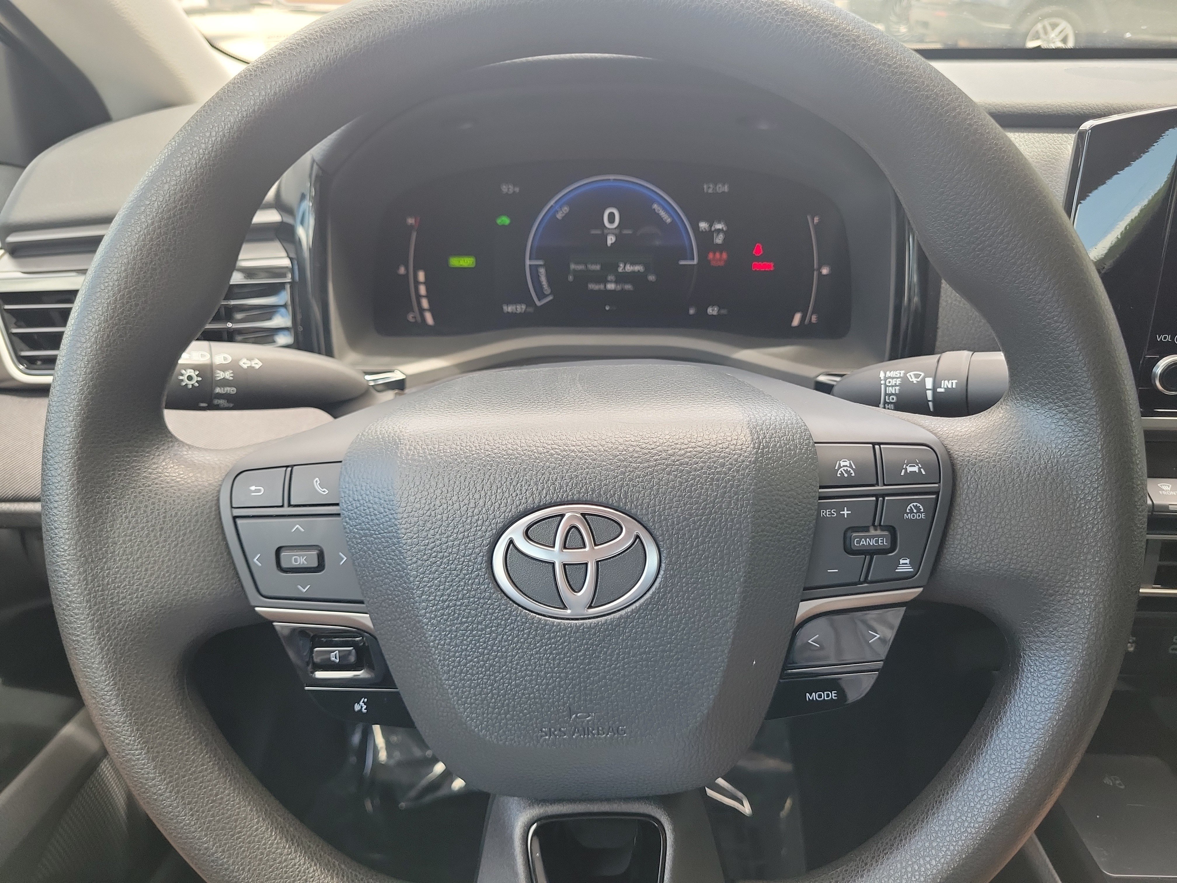 Used 2025 Toyota Camry LE FWD image 19