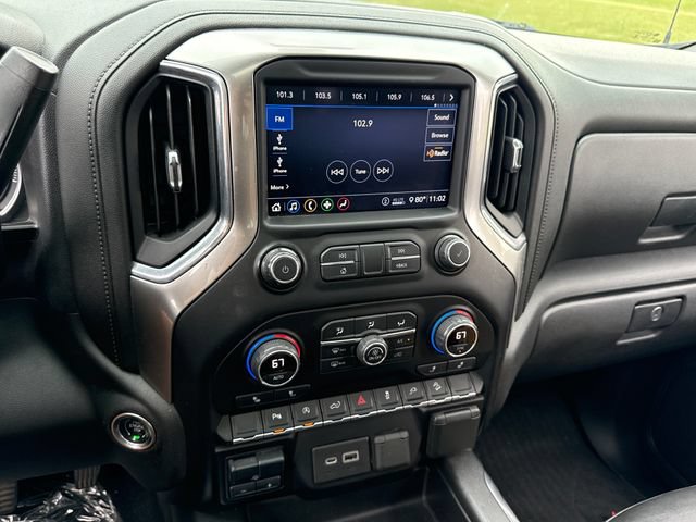 Used 2020 Chevrolet Silverado 1500 LT Trail Boss AWD/4WD image 32