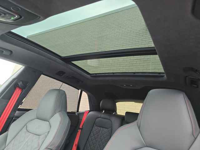 New 2026 Audi SQ8 Prestige image 4