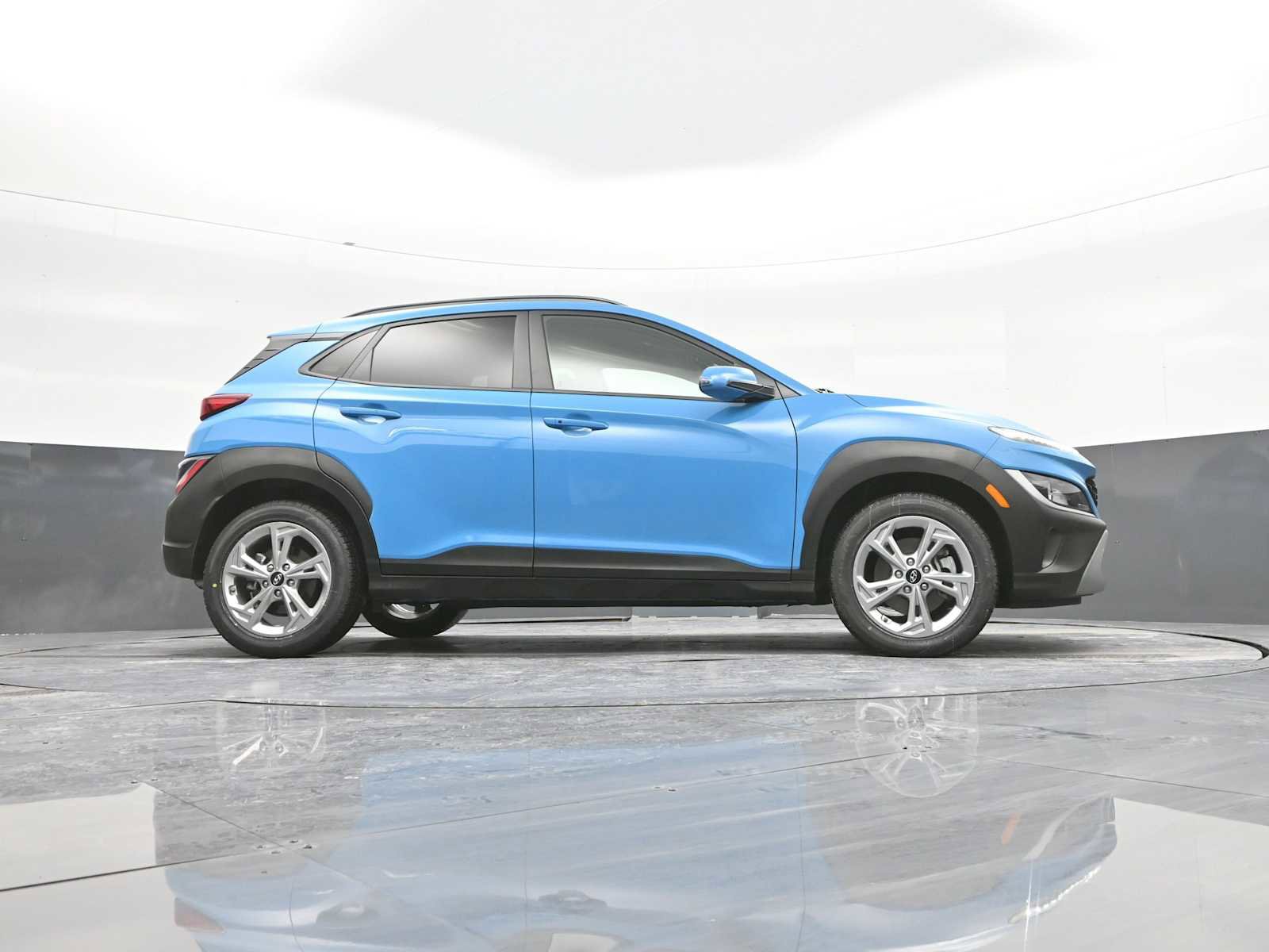 Used 2023 Hyundai Kona SEL w/ Cargo Package image 37