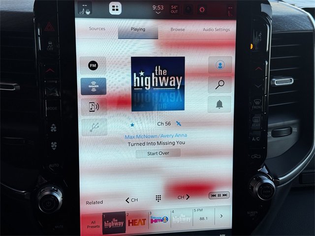 New 2025 RAM 2500 Laramie image 32