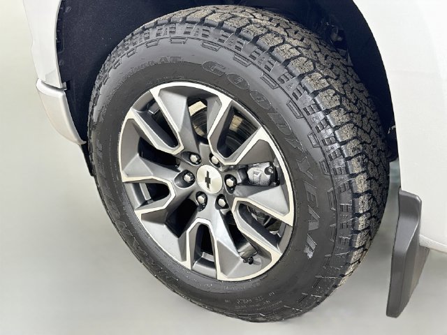 Used 2022 Chevrolet Silverado 1500 RST w/ Z71 Off-Road Package AWD/4WD image 31
