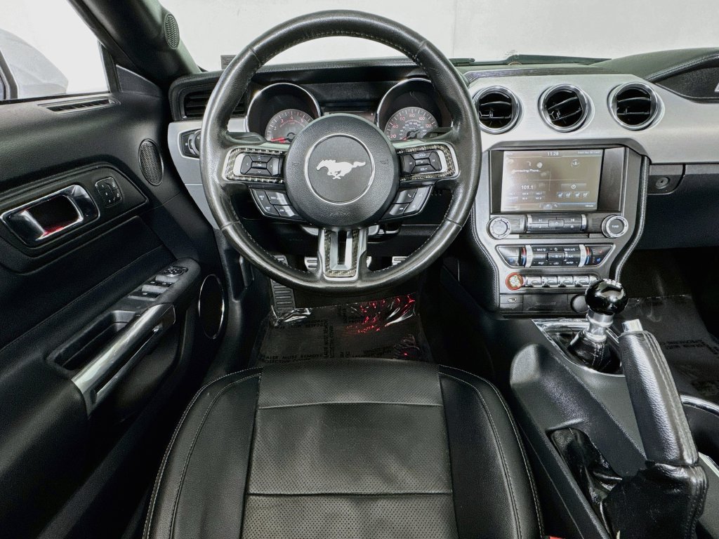 Used 2015 Ford Mustang GT Premium w/ Equipment Group 401A RWD image 21