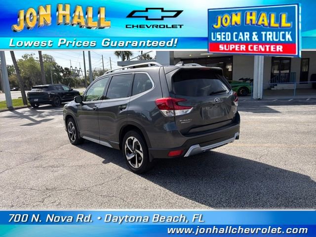 Used 2022 Subaru Forester Touring image 6