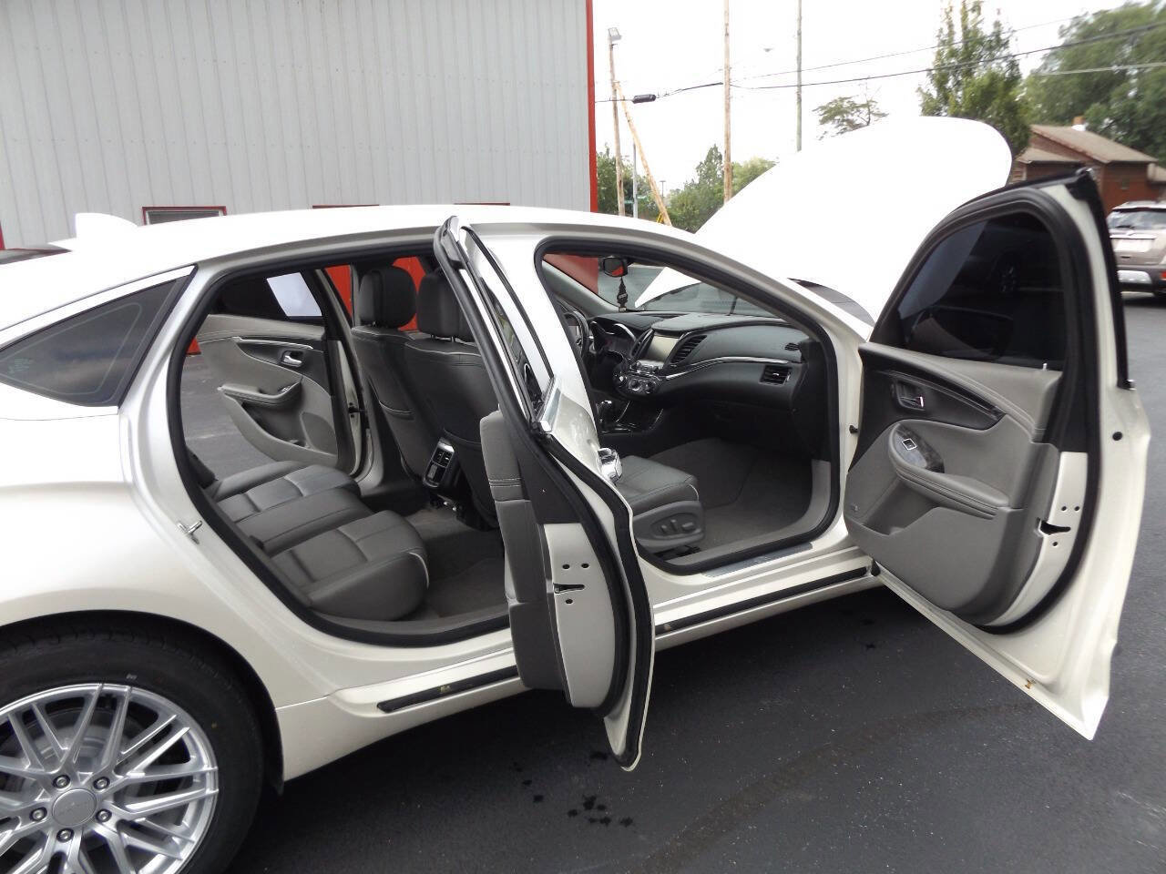 Used 2014 Chevrolet Impala LTZ image 20