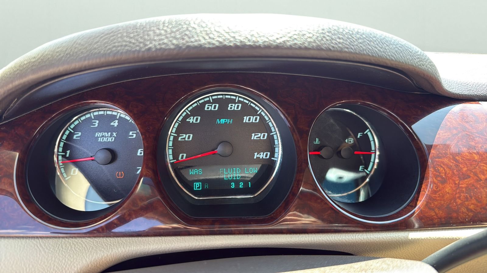 Used 2011 Buick Lucerne CXL w/ Driver Confidence Package FWD image 10