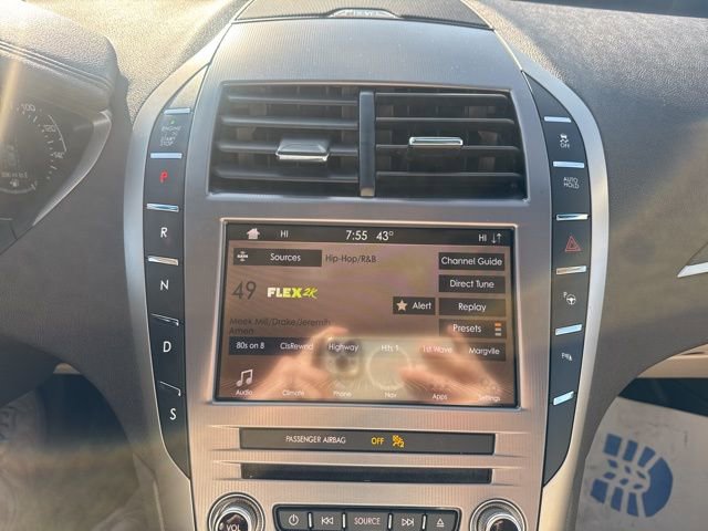 Used 2019 Lincoln MKZ Reserve AWD/4WD image 17