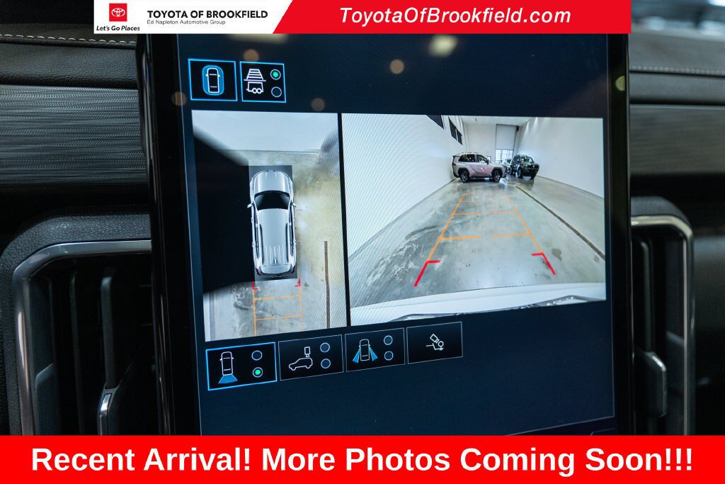 Used 2026 GMC Acadia Elevation w/ Black Edition AWD/4WD image 28