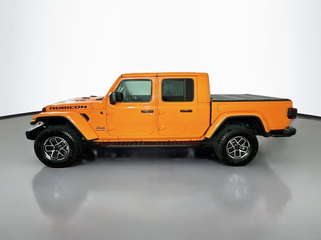 Used 2025 Jeep Gladiator Rubicon AWD/4WD image 4