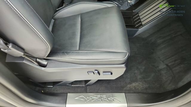 Used 2024 Tesla Cybertruck AWD Crew Cab image 20