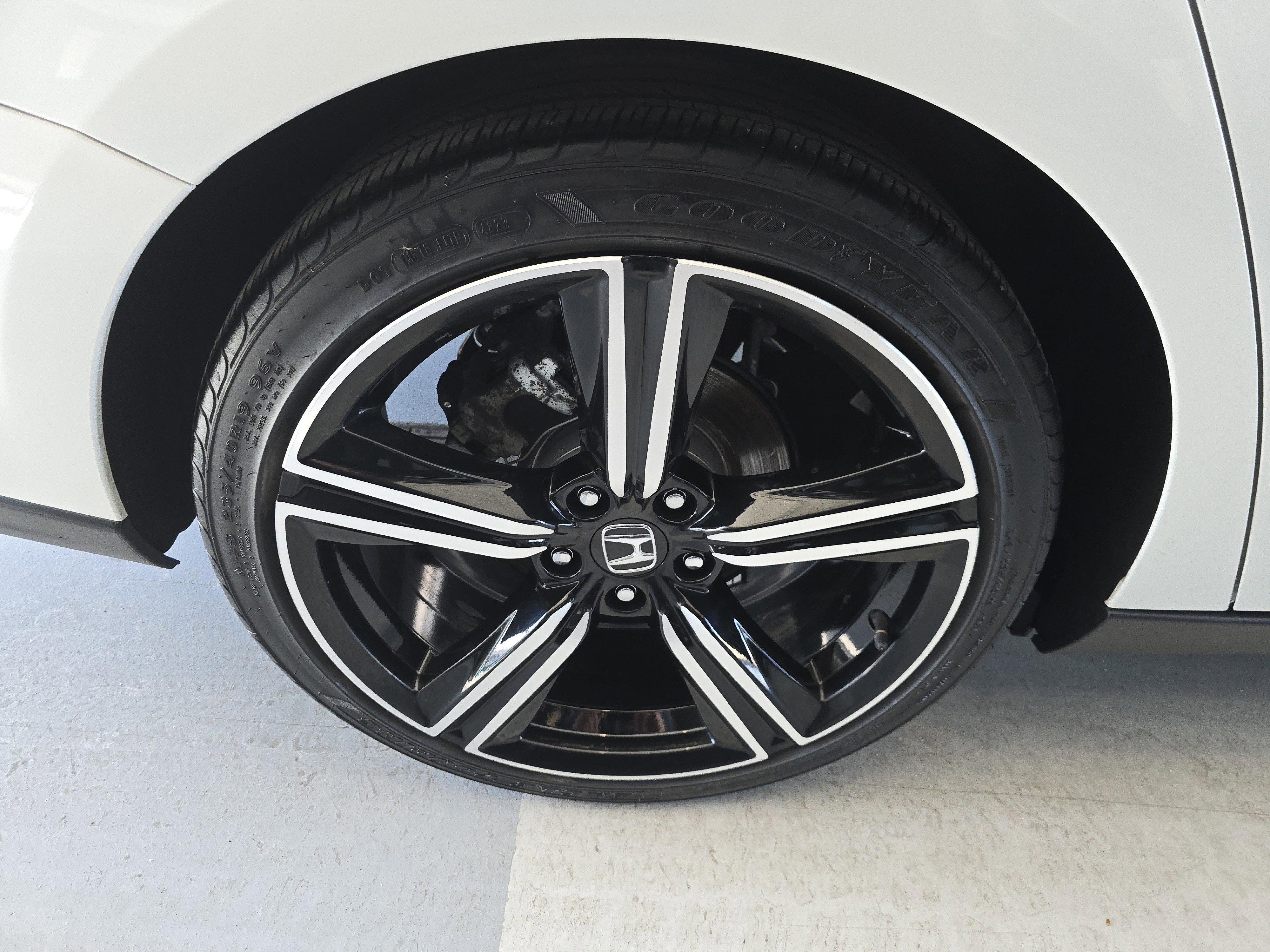 Used 2024 Honda Accord Sport image 8