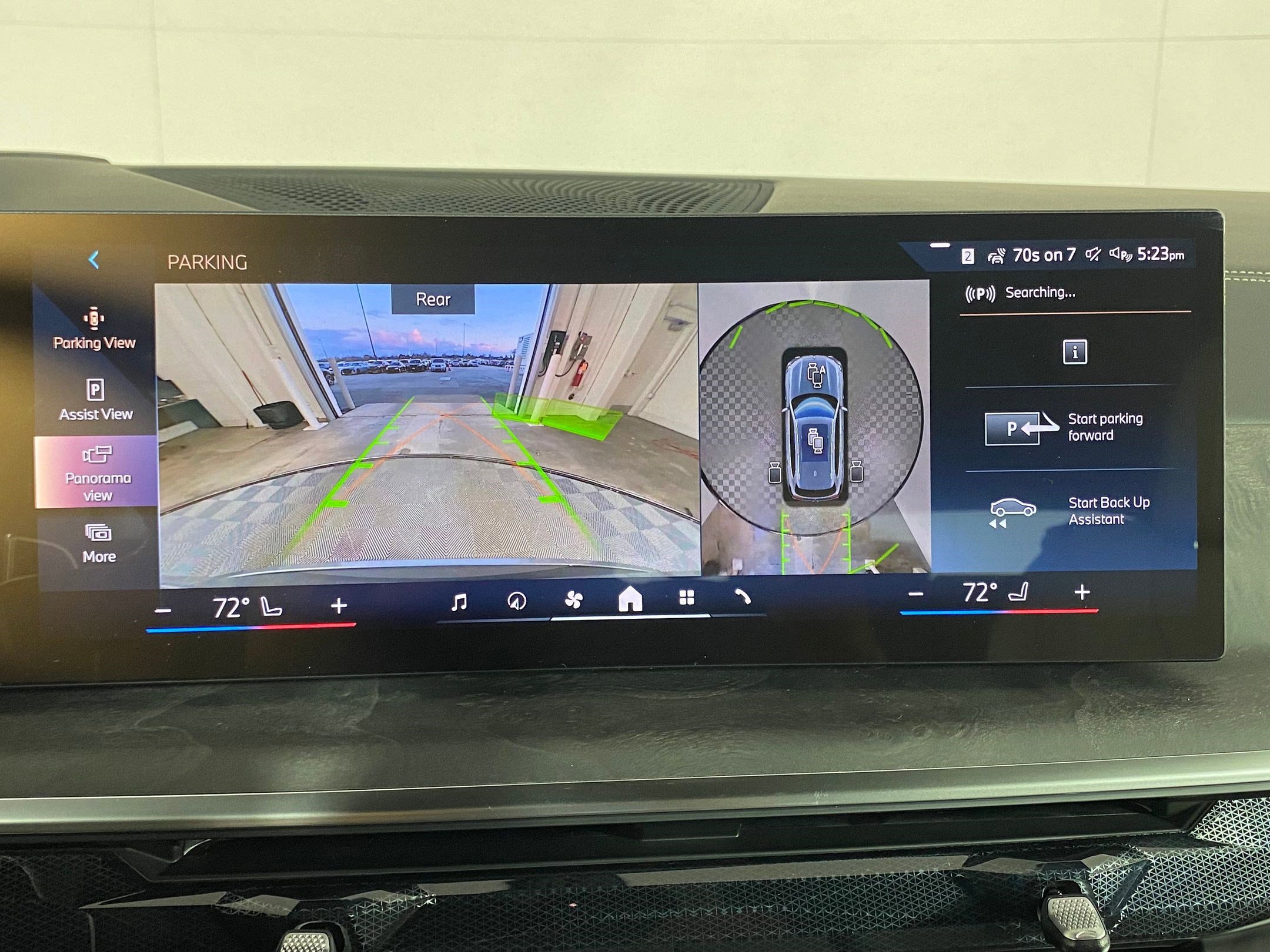 Used 2026 BMW X5 sDrive40i w/ Premium Package image 25