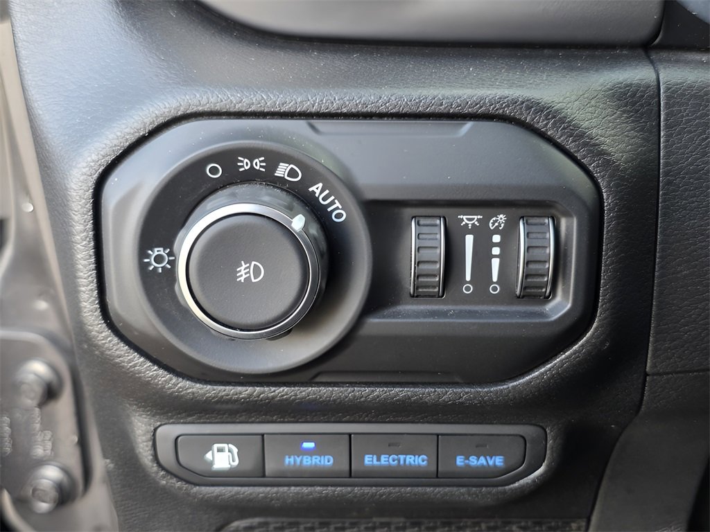 Used 2022 Jeep Wrangler Unlimited Rubicon 4xe image 24