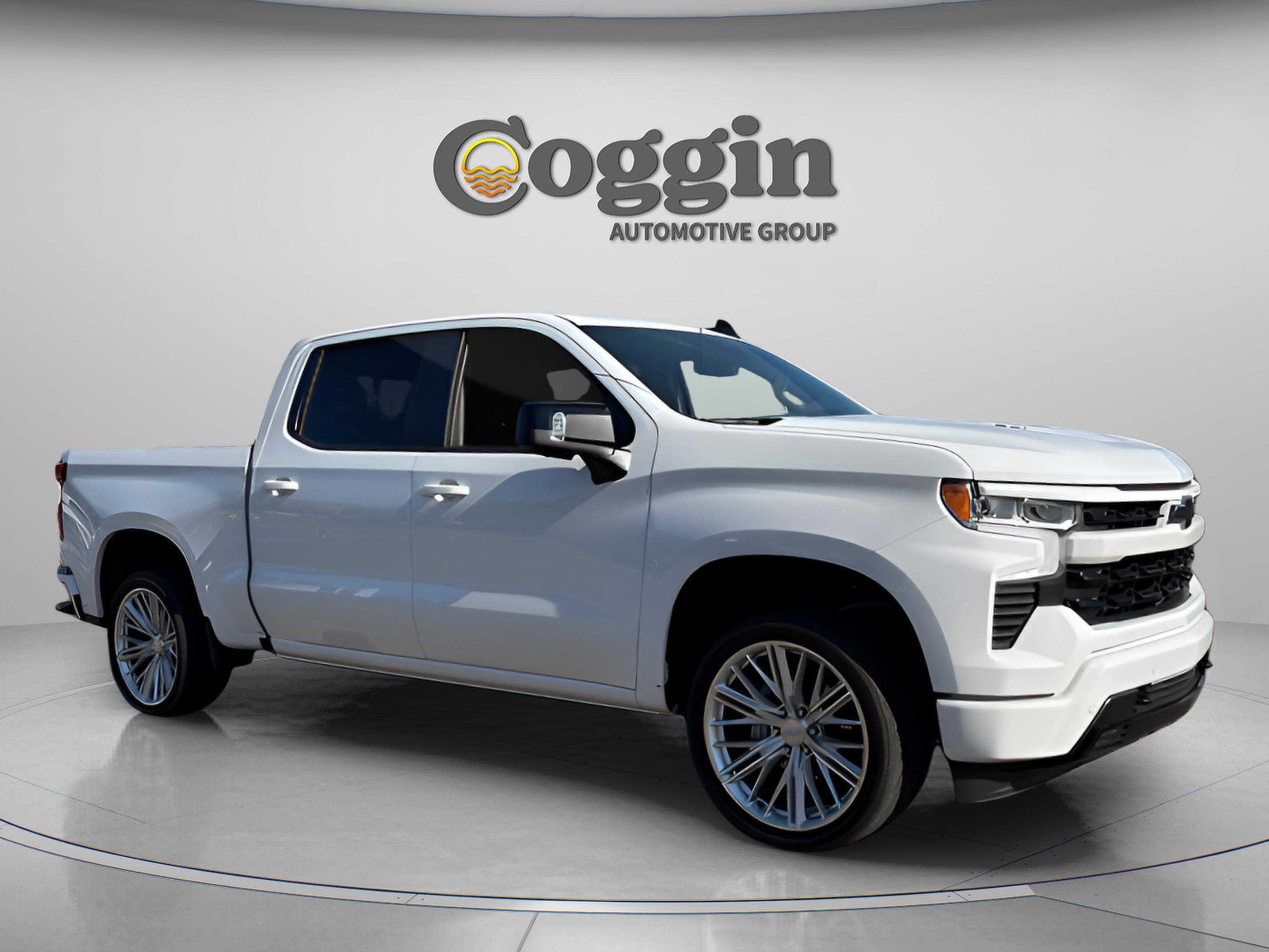 Used 2024 Chevrolet Silverado 1500 RST w/ Convenience Package II image 7