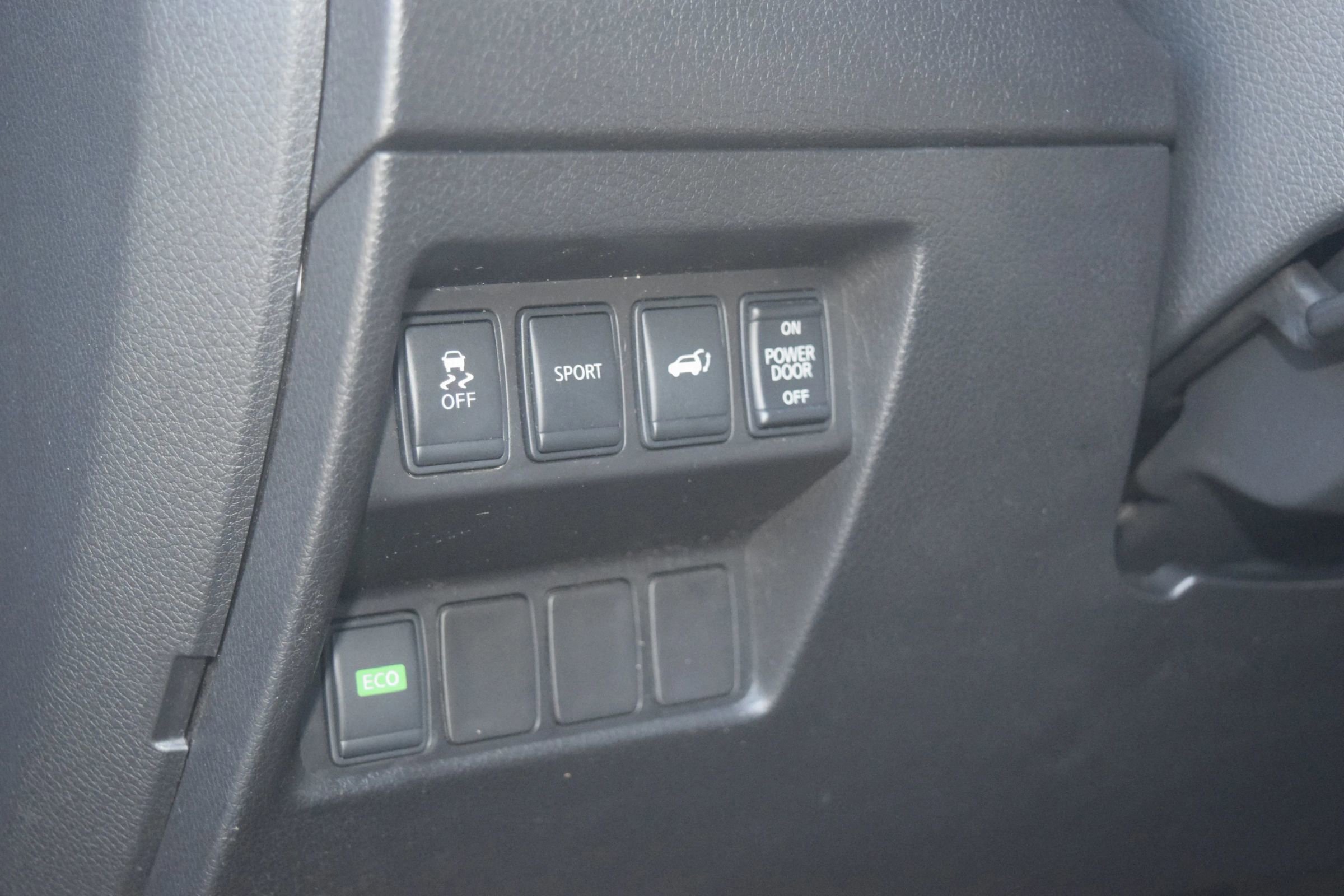 Used 2015 Nissan Rogue SL image 15