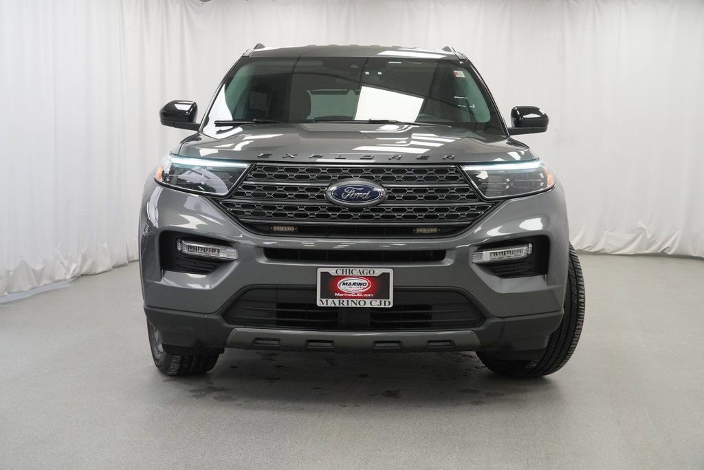 Used 2023 Ford Explorer XLT w/ Equipment Group 202A image 8