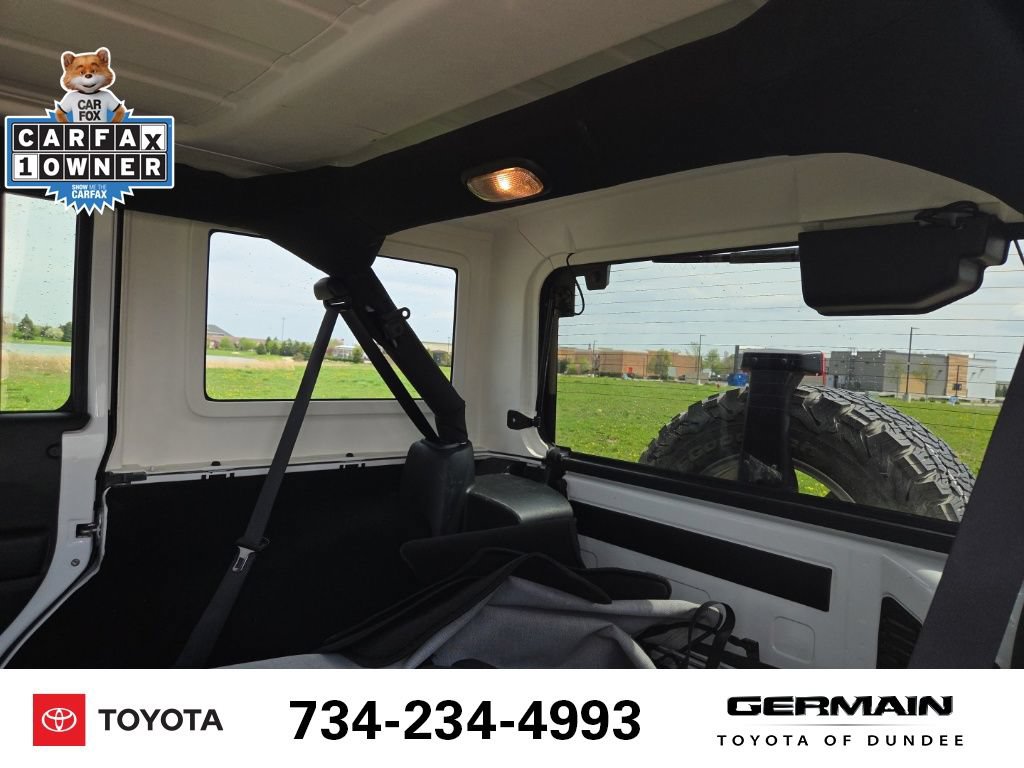 Used 2012 Jeep Wrangler Unlimited Sahara w/ Dual Top Group AWD/4WD image 17
