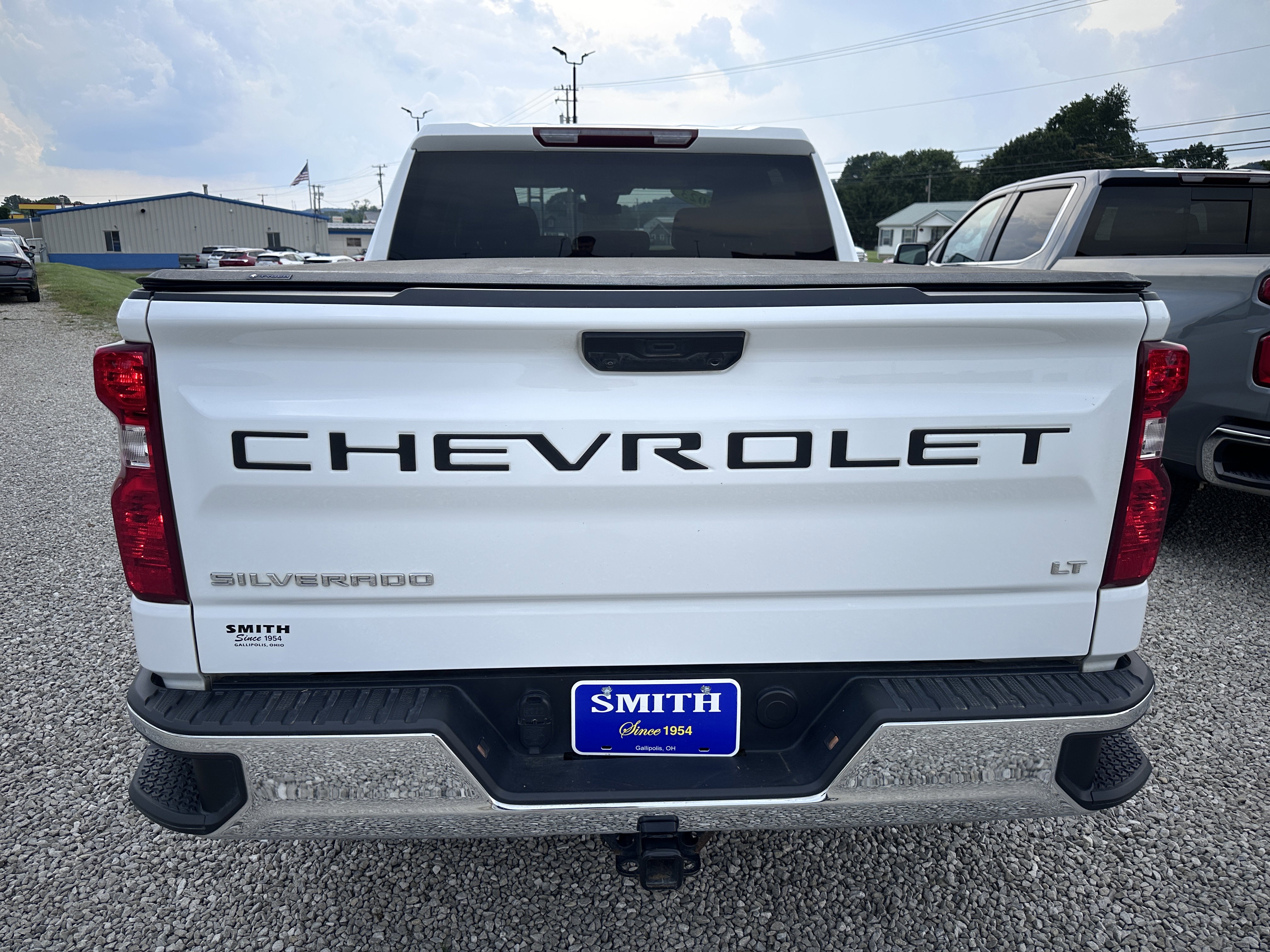 Used 2023 Chevrolet Silverado 1500 LT AWD/4WD image 7
