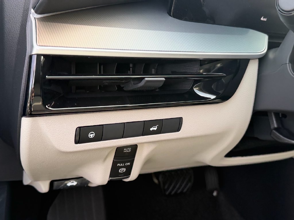 New 2026 Nissan Murano SL AWD/4WD image 16