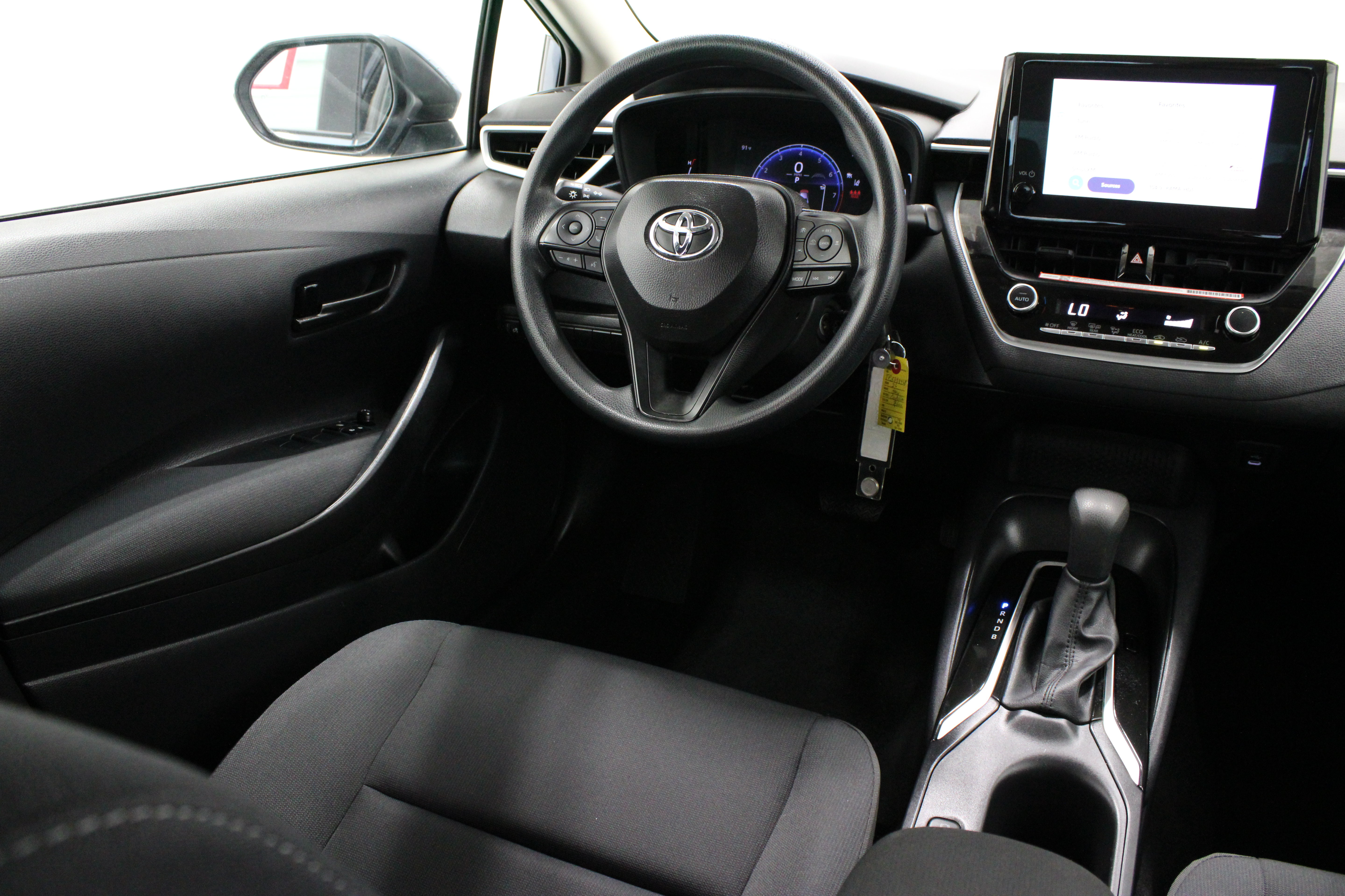 Certified 2026 Toyota Corolla LE FWD image 28