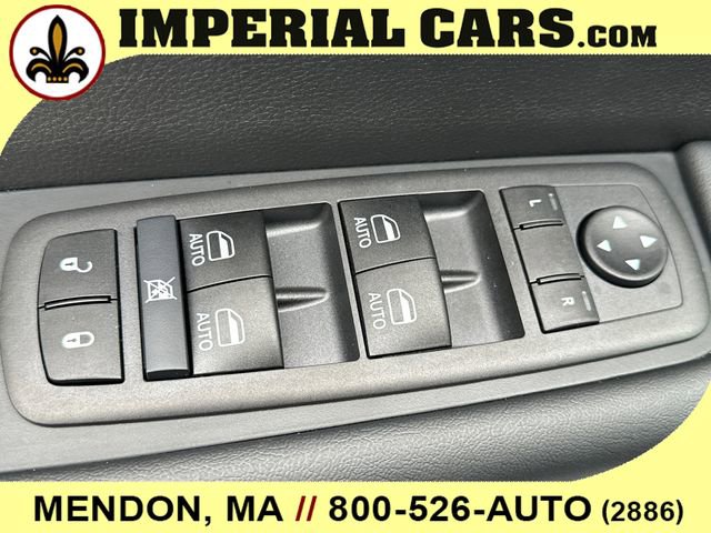 New 2026 Chrysler Pacifica Select image 21