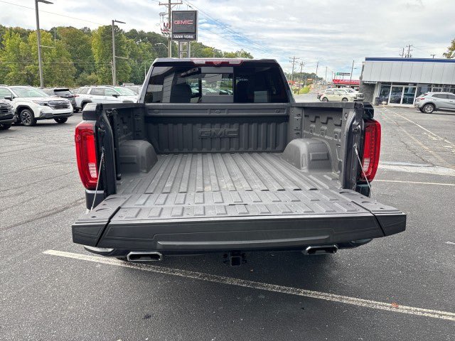 Used 2025 GMC Sierra 1500 Denali w/ Denali Reserve Package AWD/4WD image 52