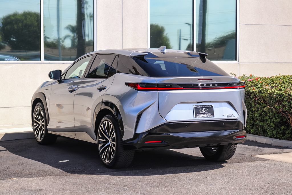 Used 2023 Lexus RZ 450e Premium w/ Cold Area Package AWD/4WD image 6