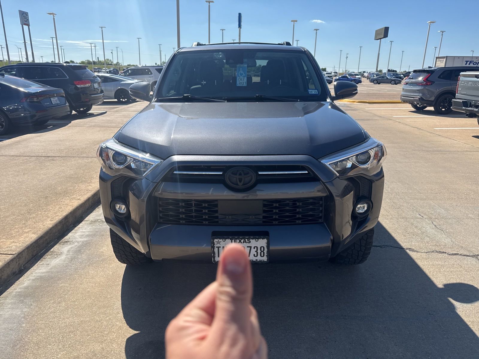 Used 2023 Toyota 4Runner SR5 Premium w/ Moonroof Package image 2