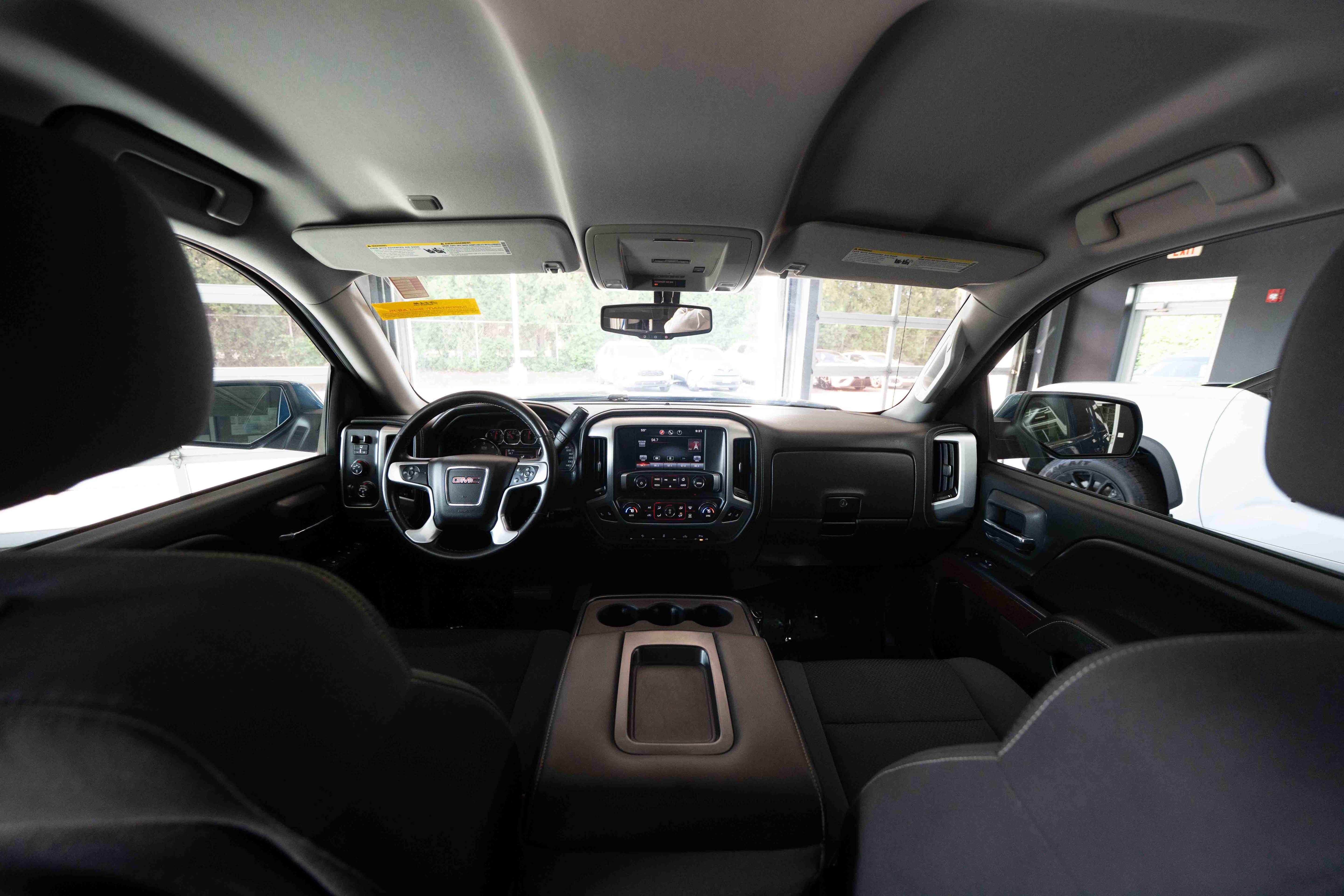 Used 2015 GMC Sierra 1500 SLE w/ SLE Value Package AWD/4WD image 19