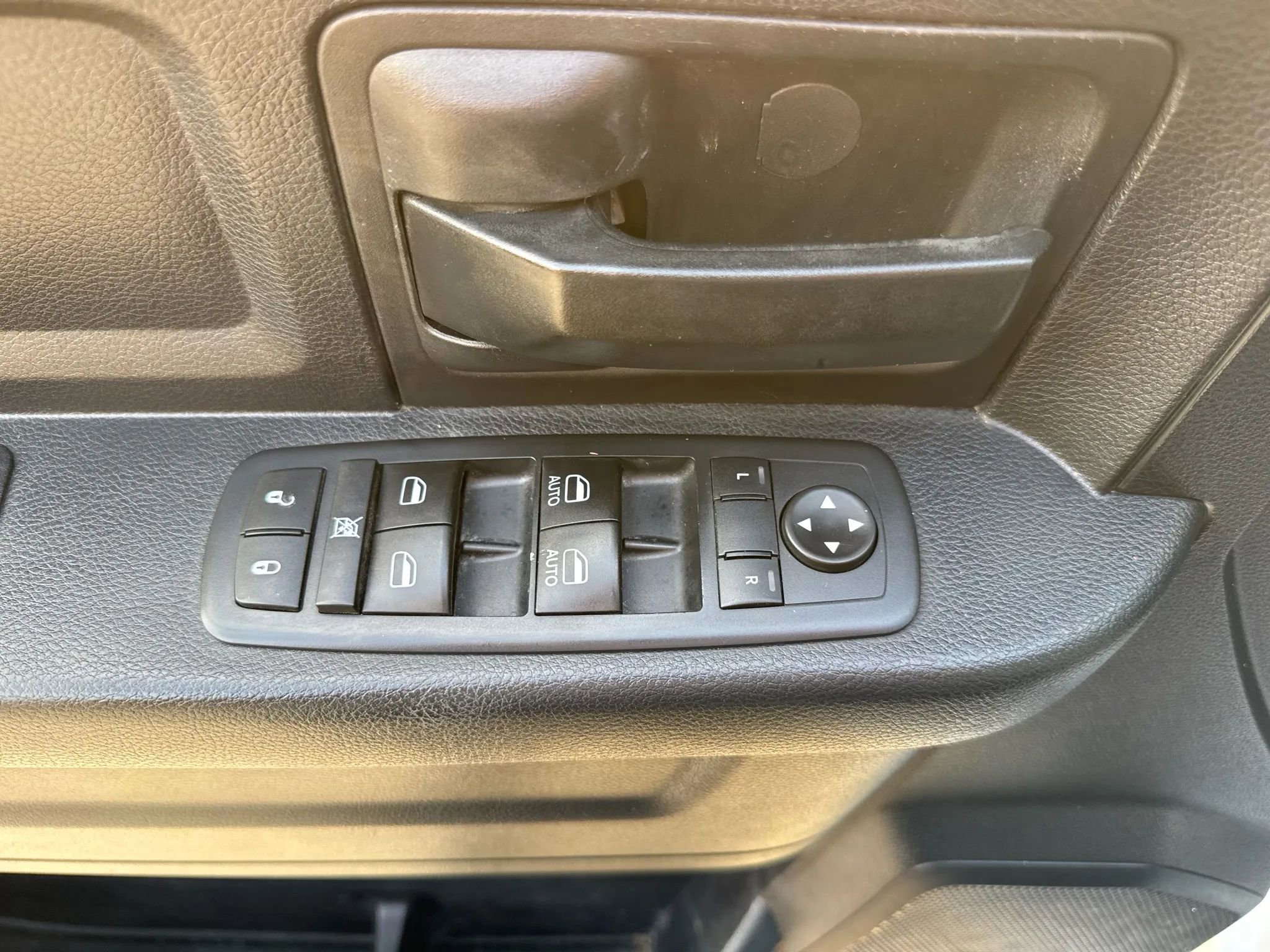 Used 2016 RAM 1500 Tradesman RWD image 24