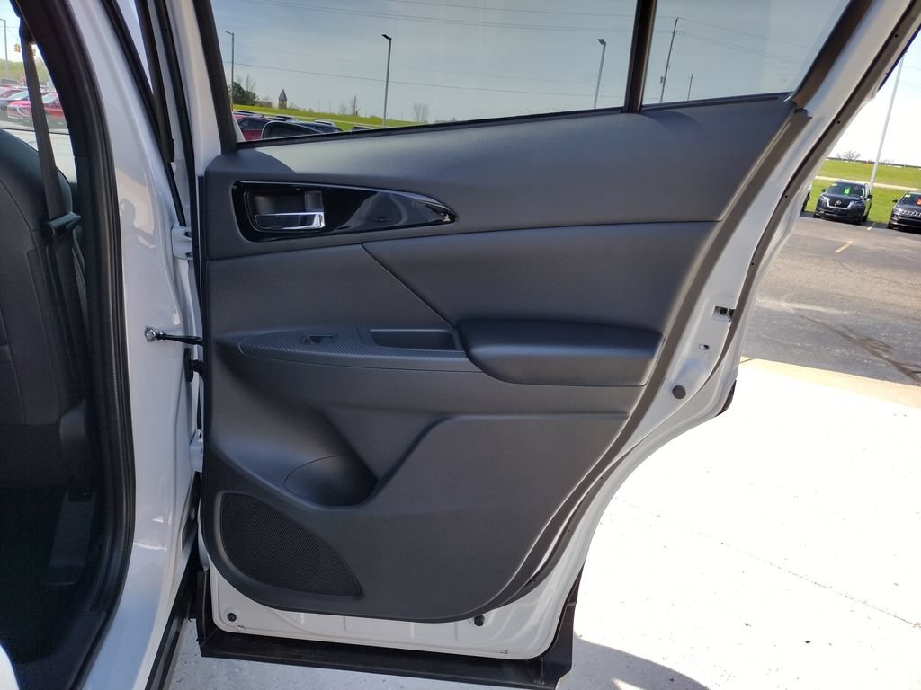 New 2026 Mitsubishi Eclipse Cross AWD image 31
