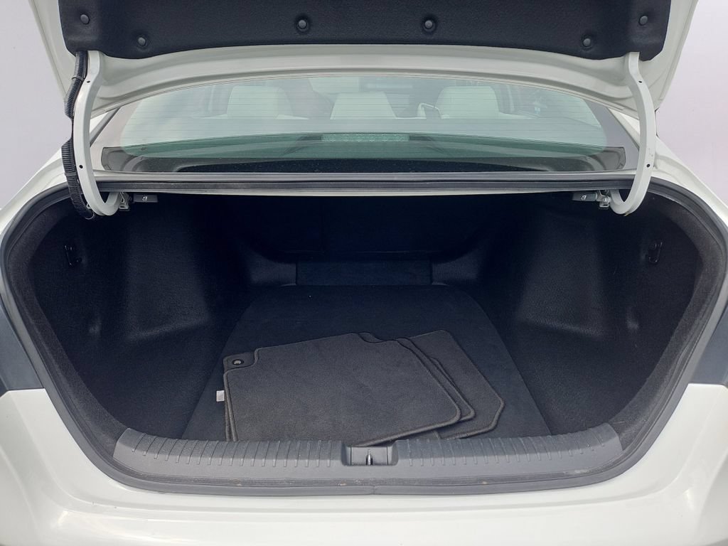 Certified 2023 Honda Accord EX image 29