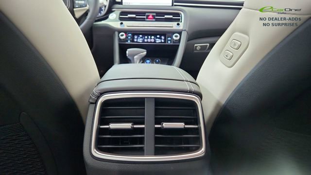 Used 2025 Genesis G70 3.3T Advanced w/ Sport Prestige Package image 54