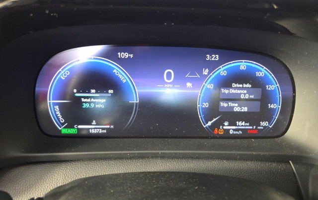 Used 2026 Toyota Crown AWD/4WD image 8