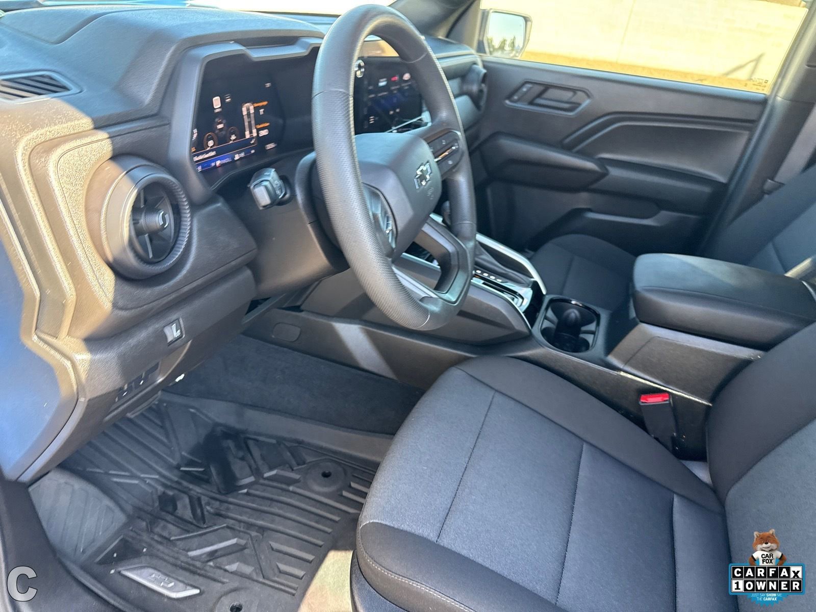 Certified 2025 Chevrolet Colorado Trail Boss w/ LPO, Tailgate Decal Package image 18