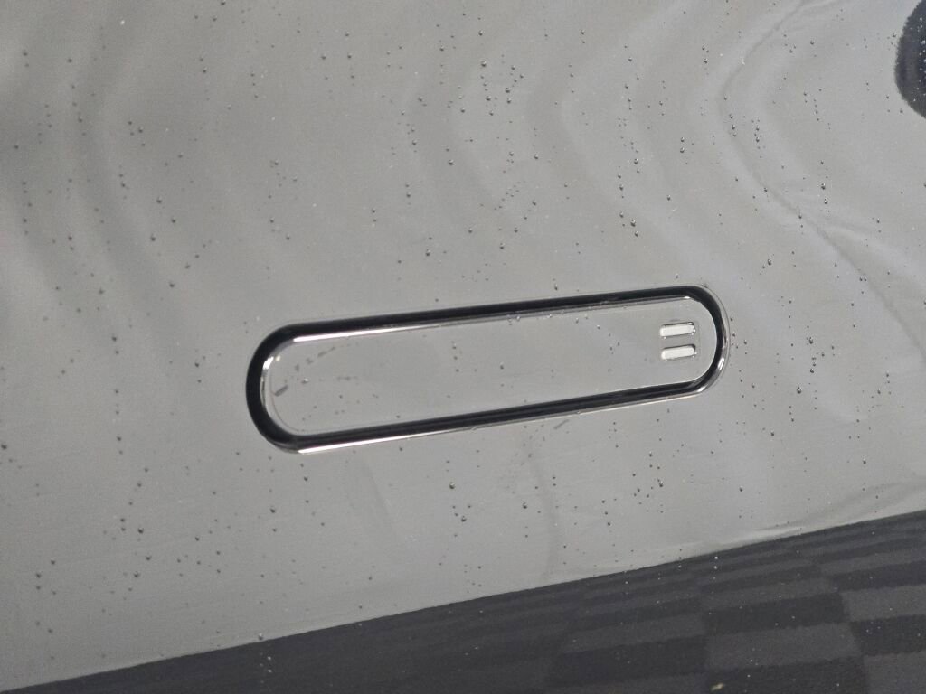 Used 2024 Aston Martin DBX 707 image 31