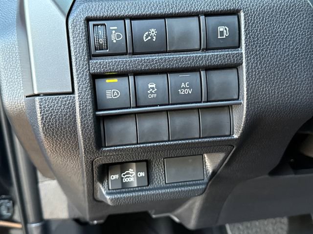 Used 2025 Toyota Tacoma TRD Off-Road image 26