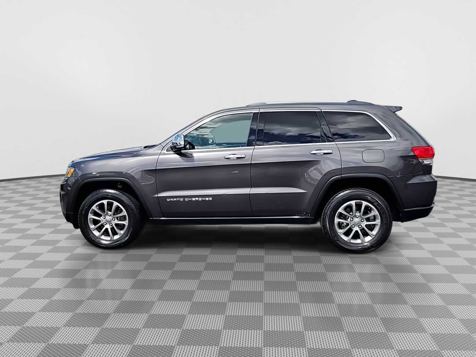 Used 2016 Jeep Grand Cherokee Limited image 5