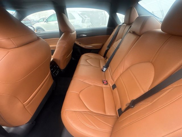 Used 2021 Toyota Avalon Limited w/ Advanced Safety Package FWD image 13