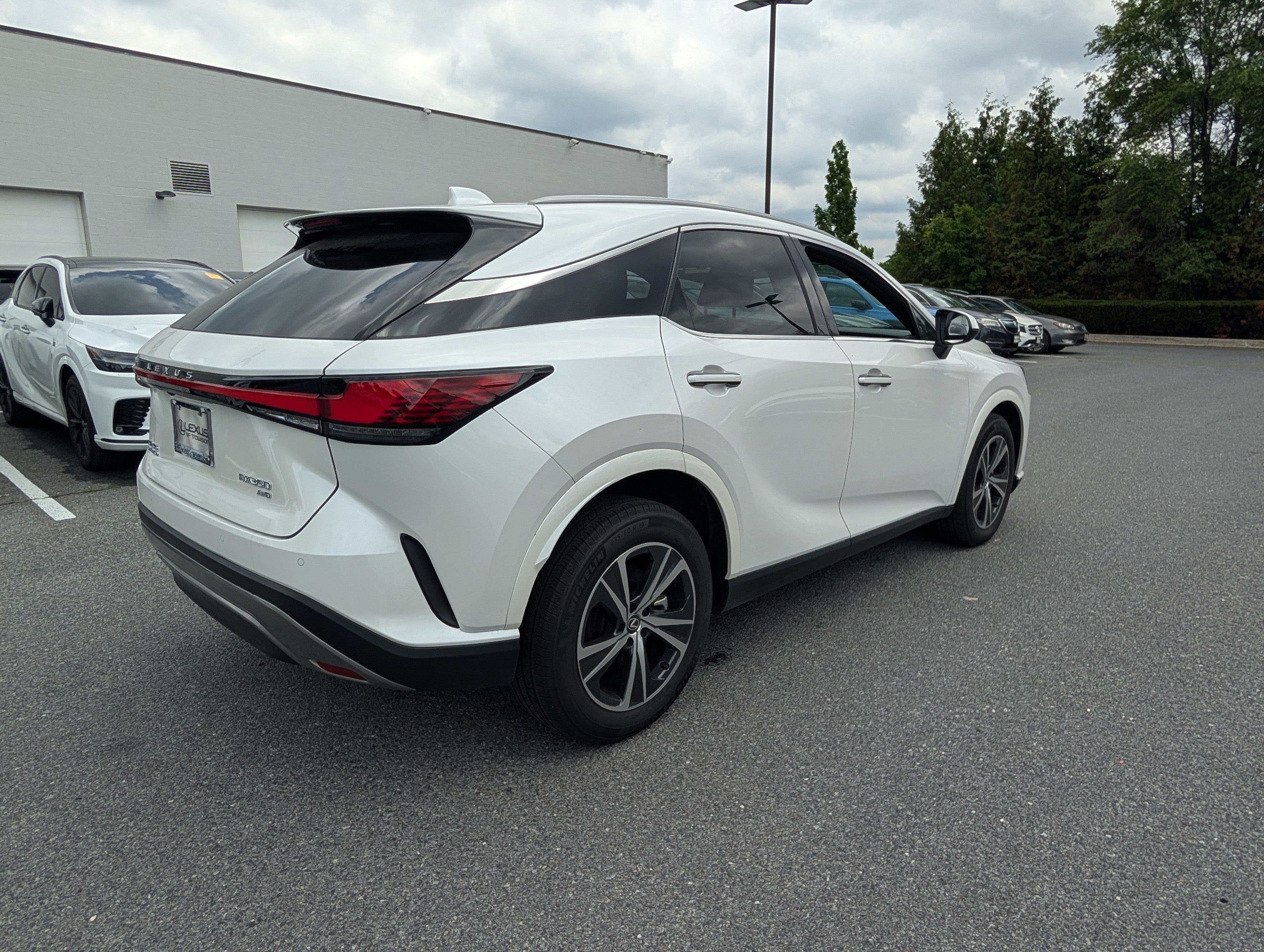 Certified 2025 Lexus RX 350 Premium AWD/4WD image 3