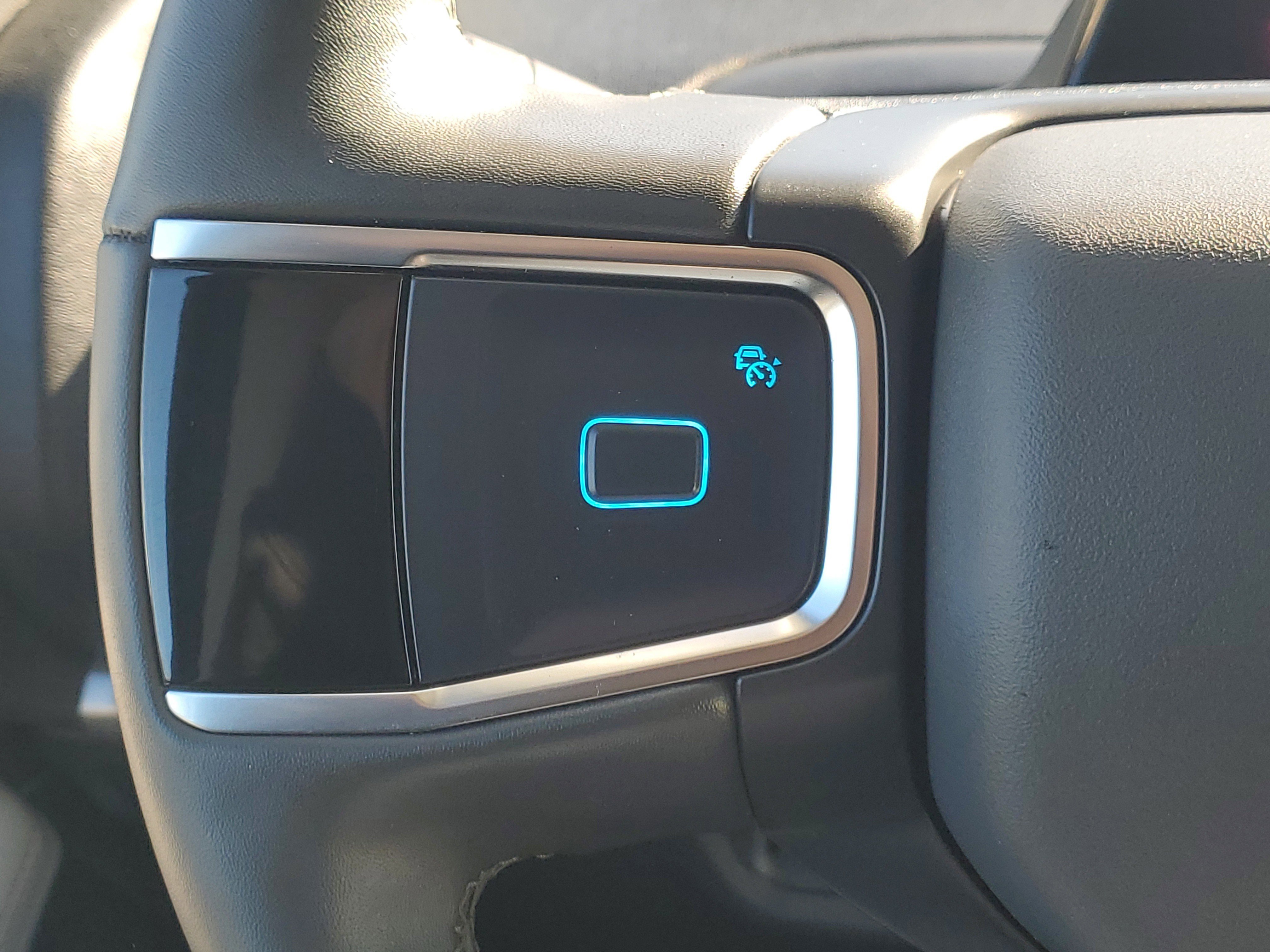 Certified 2025 Ford Expedition Active image 28