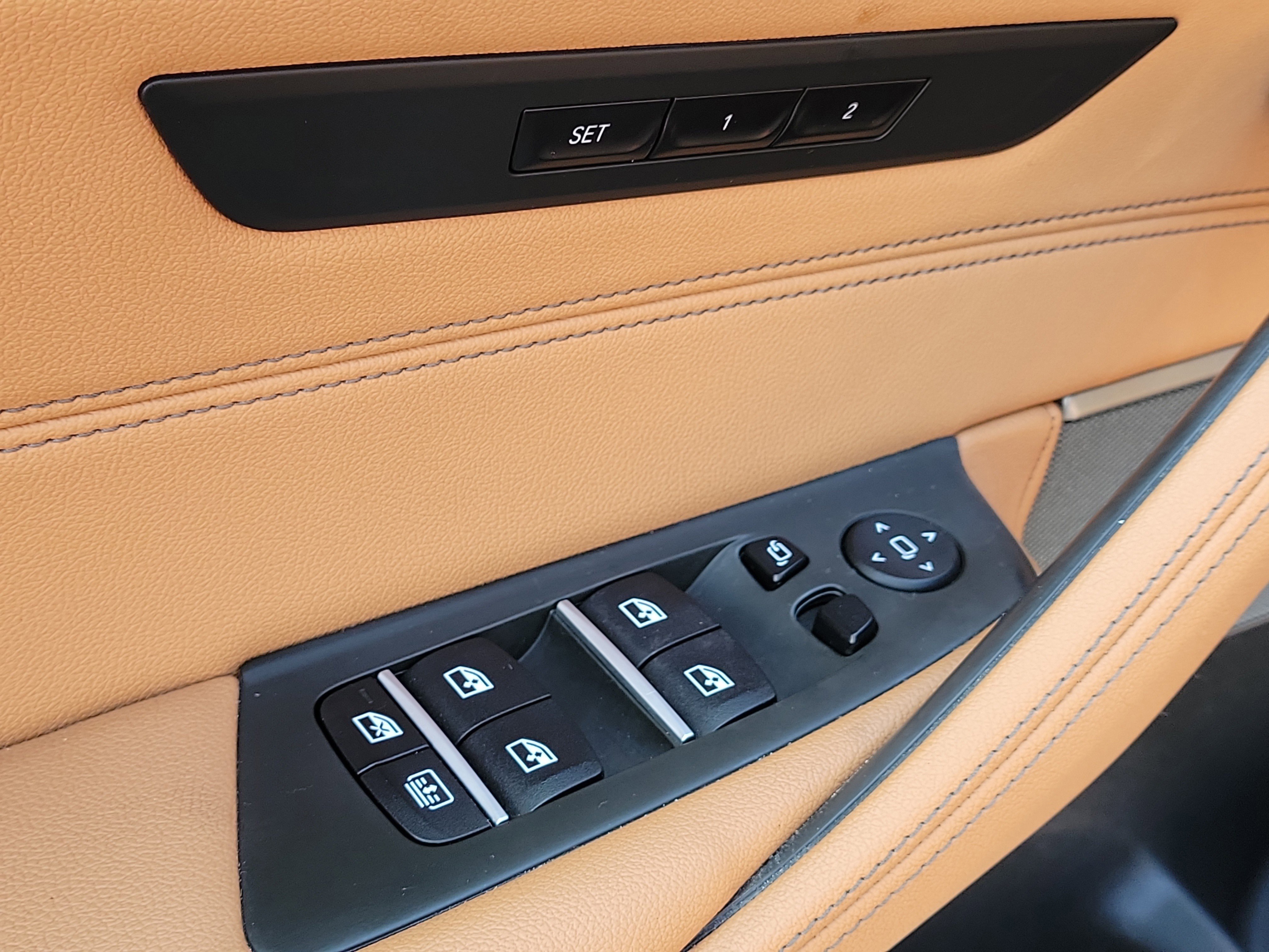 Used 2023 BMW 540i w/ M Sport Package image 19