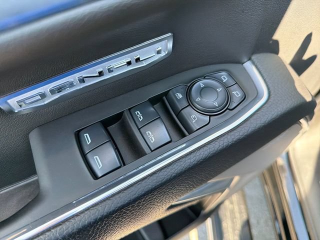 Used 2025 GMC Sierra 1500 Denali AWD/4WD image 18